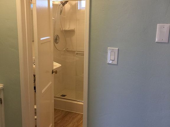 2nd image of 4750 Cape May Ave
