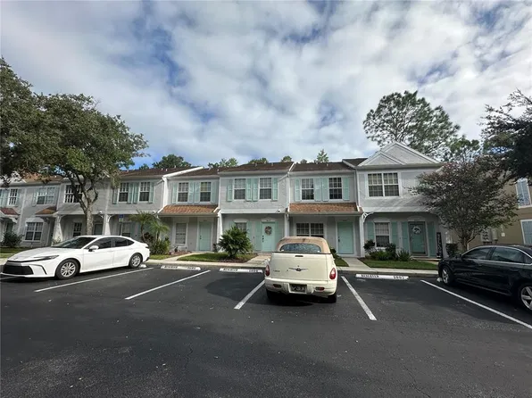 8627 HUNTERS KEY CIRCLE, TAMPA, FL 33647