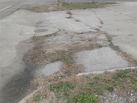 4th image of 0 E Chain Of Rocks Rd