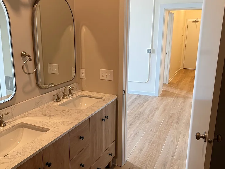 900 Central Ave #202 — Photo 9