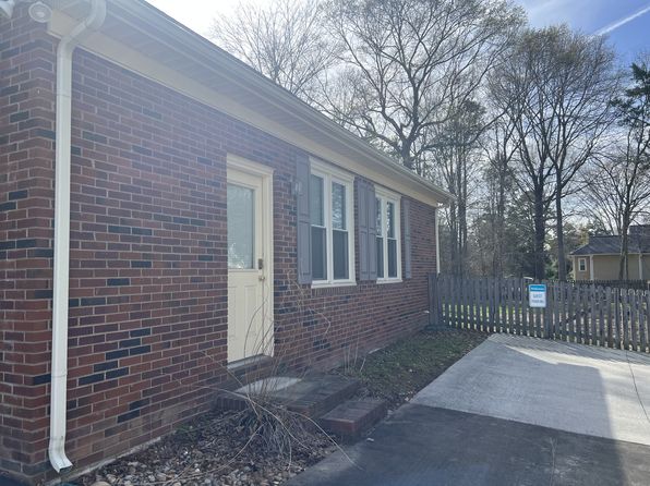 8254 Quail Hollow Dr