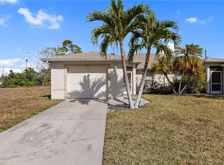 841 SE 8th Ter, Cape Coral, FL 33990
