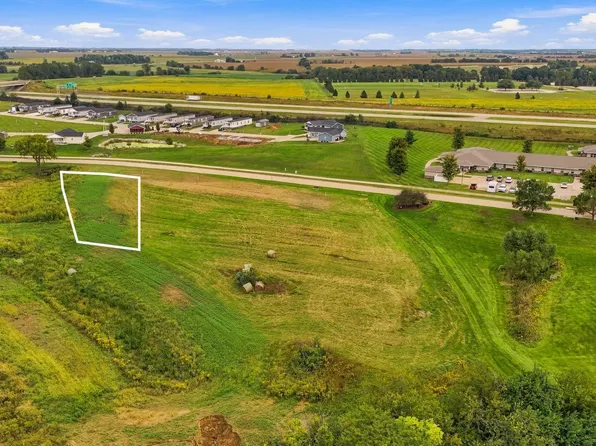 1 E Linden Dr, Mount Pleasant, IA 52641