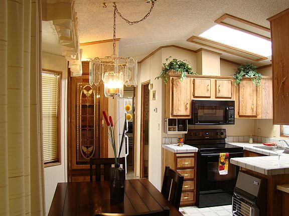 Dining, Kitchen area