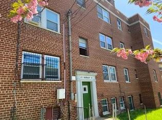 811 Barnaby Street LLC - 204, Washington, DC 20032