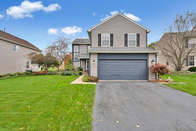 1st image of 600 Arlington Ln