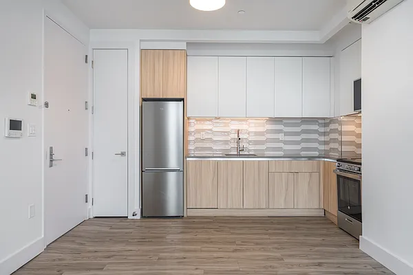 Kitchen, photo 1