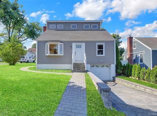 74 Delaware Rd, Yonkers, NY 10710