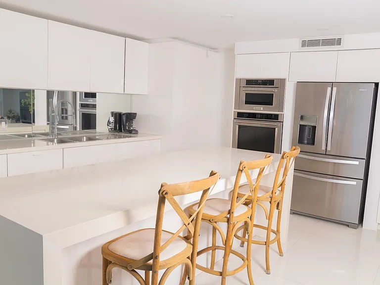 881 Ocean Dr #18H — Photo 29