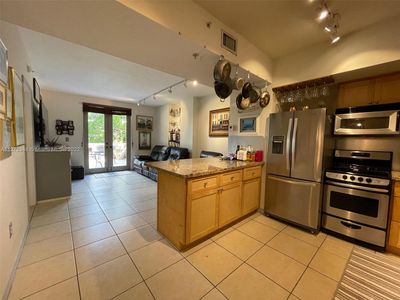 2630 SW 28th St APT 11, Miami, FL, 33133