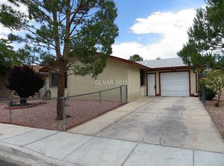 674 Pine Ridge Dr, Las Vegas, NV 89110