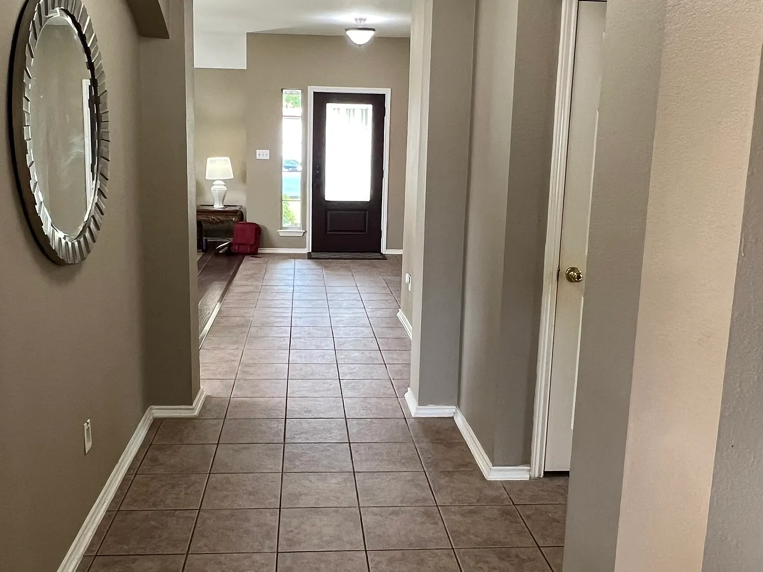 1604 Belvedere Pl — Photo 2