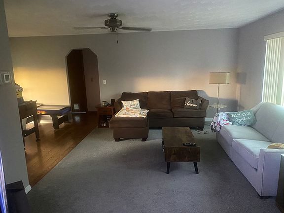 3rd image of 3614 Joan Ln