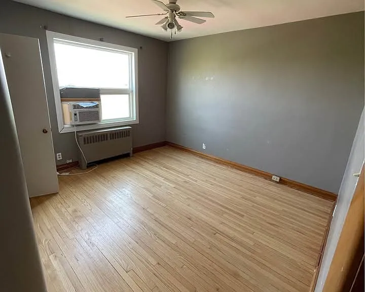 941 Dugas St #2 — Photo 5