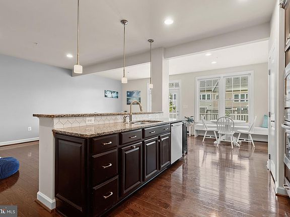 4th image of 7895 Tuckahoe Ct