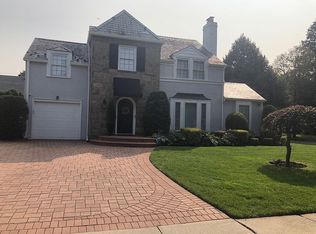 80 Kenwood Rd, Garden City, NY 11530