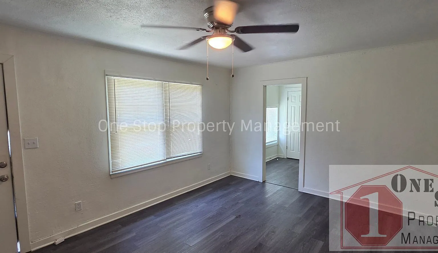 Beautiful 3 Bedroom 1 Bathroom in Kansas City — Photo 4
