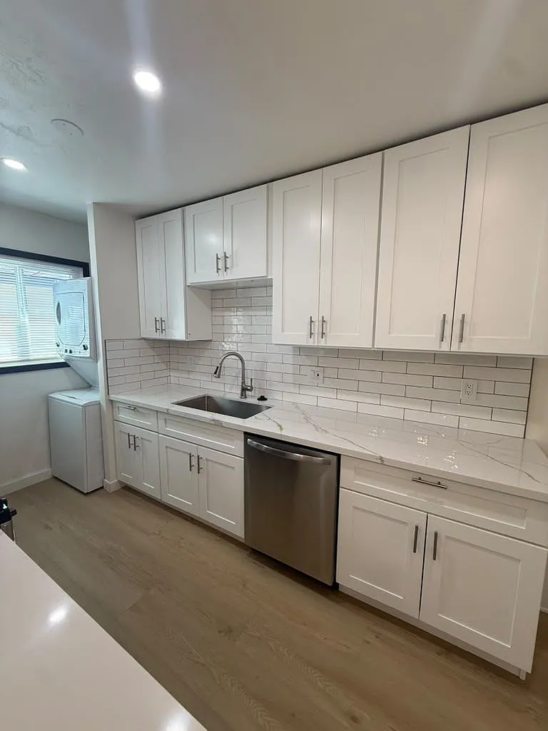 Newly Remodeled One-bedroom in the Heart of North Park — Photo 4