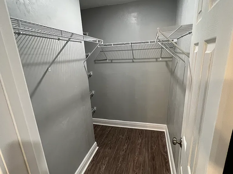 409 Midflow St — Photo 4