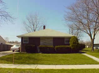 2240 Western Ave, Waukegan, IL 60087
