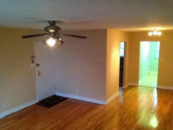 5th image of 1081 Shore Pkwy #2B
