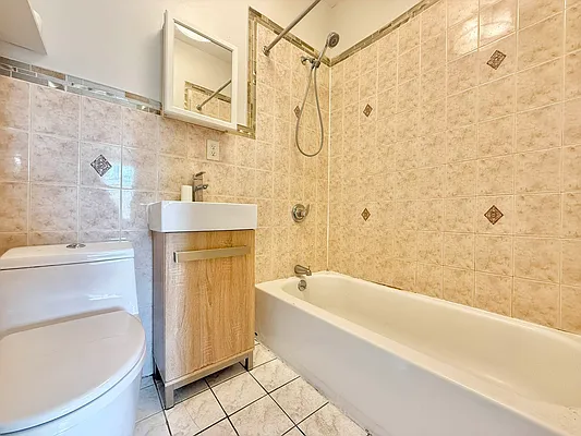 Rented by Doorway NYC, LLC | media 4