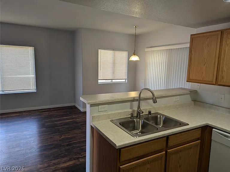 9580 W Reno Ave #281 — Photo 7