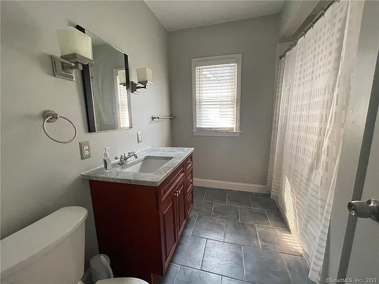 109 Churchill St #2 — Photo 5