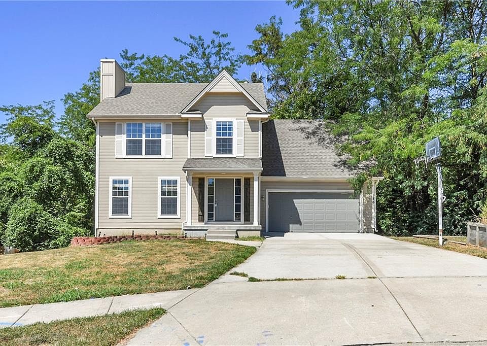 1st image of 586 Hawthorne Ln