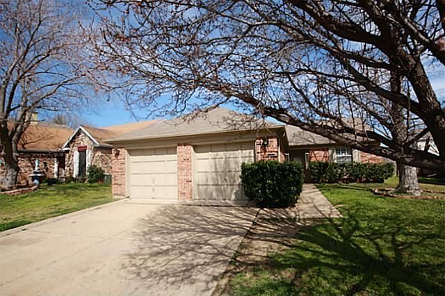 1st image of 311 Spanish Moss Dr