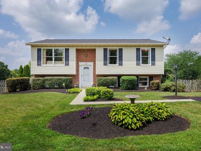 698 Johahn Dr, Westminster, MD, 21158