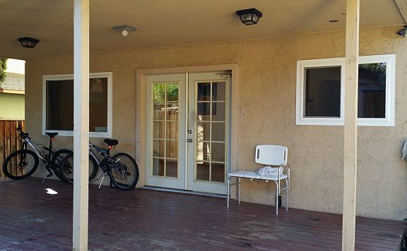4th image of 3268 Floresta Dr