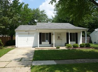 29W770 Hurlingham Dr, Warrenville, IL 60555