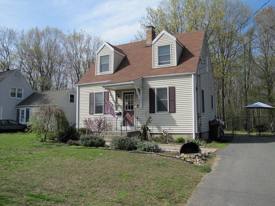 For Sale: 73 Robert St, Plainville, CT 06062