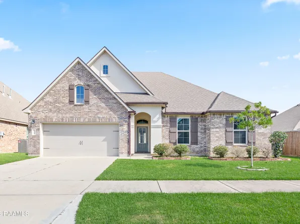 102 Deer Lake Ln, Lafayette, LA 70508