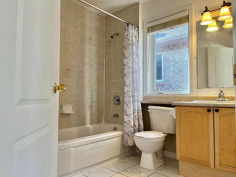 11 Bern St E — Photo 12