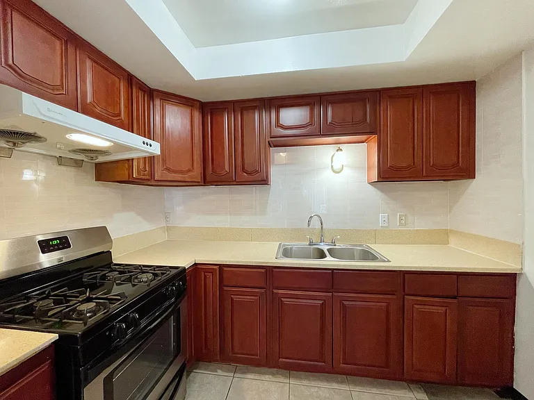 532 N New Ave #14 — Photo 11