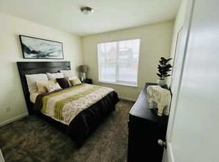 544 Navion Ln, Fort Collins, CO 80524