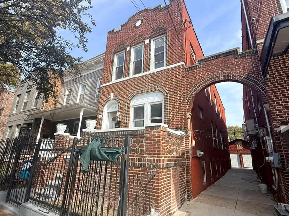 469 Atkins Avenue, Brooklyn, NY 11208
