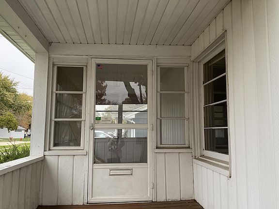 4th image of 1520 Elmwood Ave