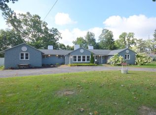 1745 Rainbow Bend Blvd, Elkhart, IN 46514