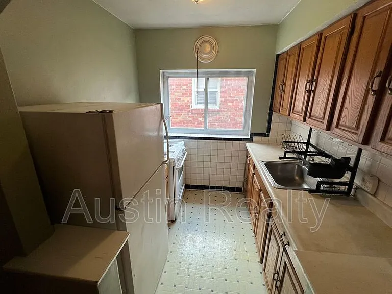 5834 Nottingham Ave #2E — Photo 4