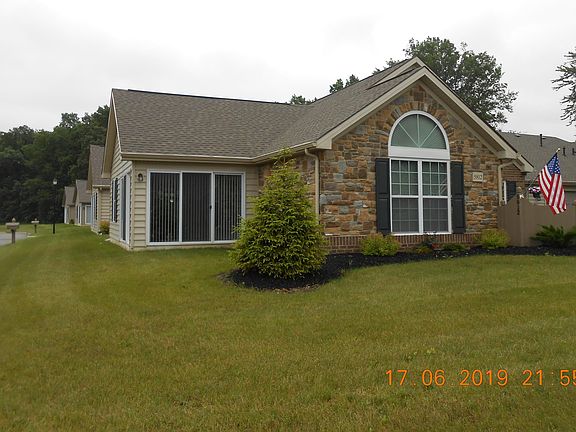 3rd image of 5812 Parchment Dr