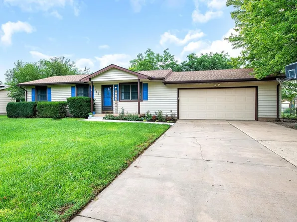 201 W Swanee Dr, Goddard, KS 67052
