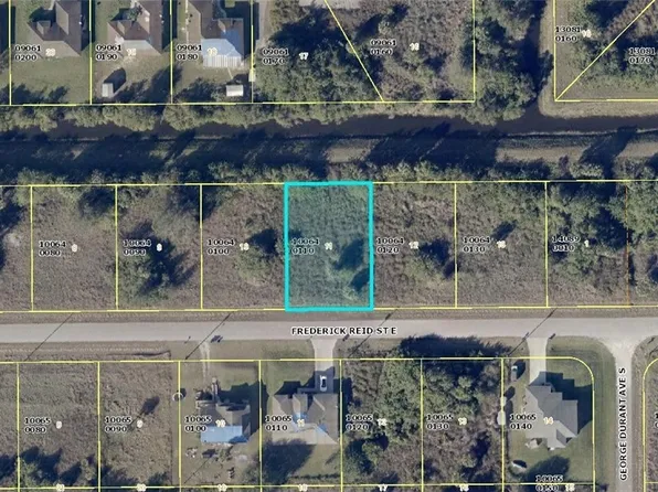 827 Frederick Reid St E, Lehigh Acres, FL 33974