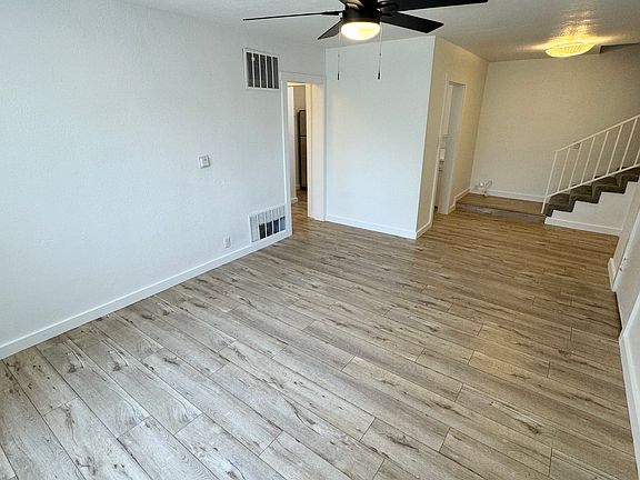 3rd image of 826 W Colden Ave APT 2