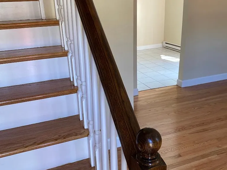 Sharlene Ln — Photo 4