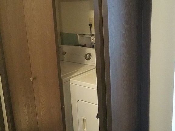 2nd image of 909 N Dakota Ave #911