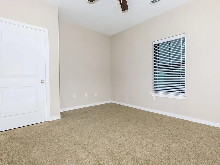 815 N Shary Blvd — Photo 21
