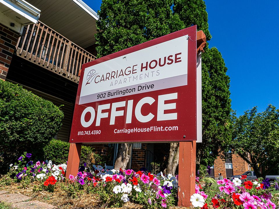 Carriage House Apartments 902 Burlington Dr Flint MI Zillow